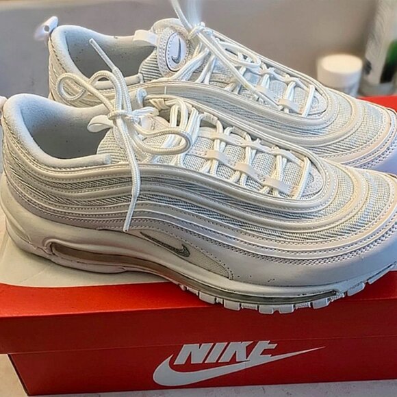 Nike Air Max 97 Triple White Wolf Gray - Picture 1 of 5